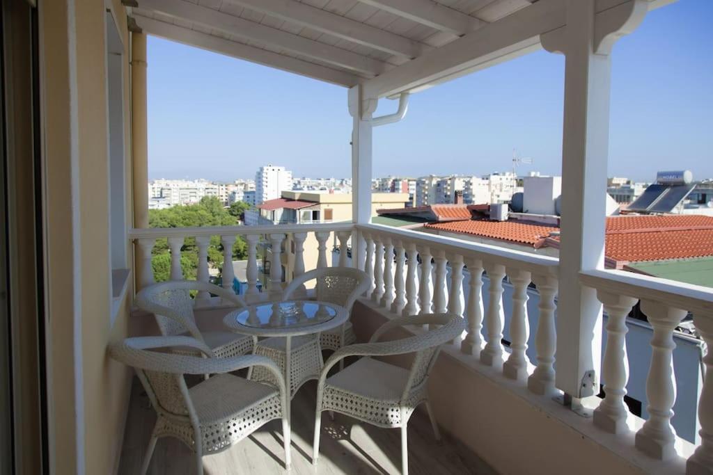 Adriatic East View Apartment Дуррес Екстер'єр фото