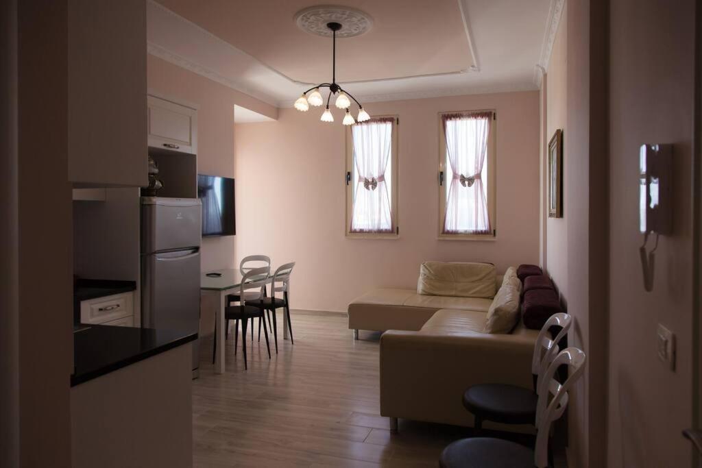 Adriatic East View Apartment Дуррес Екстер'єр фото